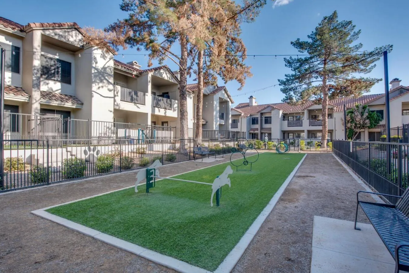 Modish 2Br Pickleball & Basketball Ct,Pool,Bbq&Pet Frndly Scottsdale Appartement