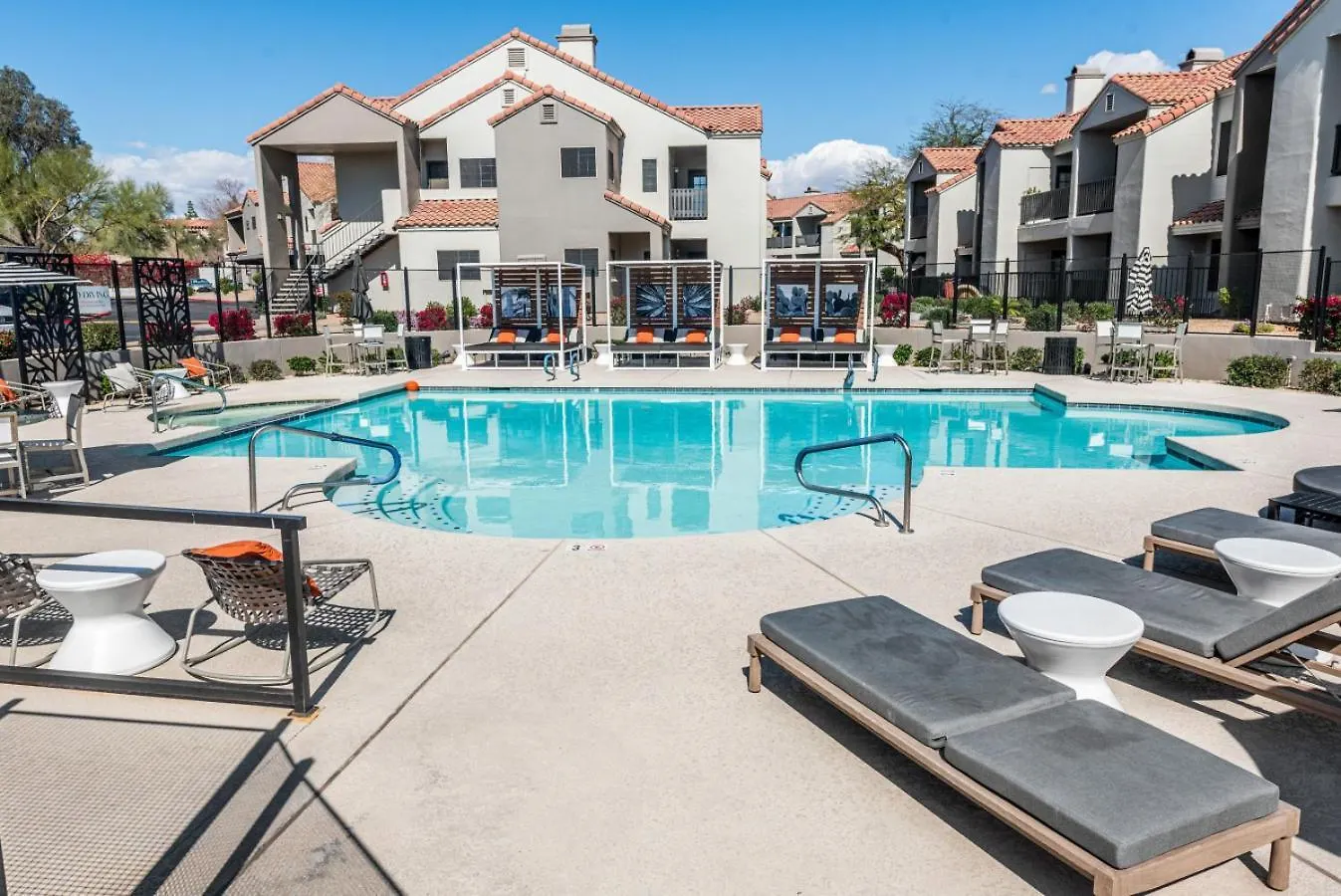 Modish 2Br Pickleball & Basketball Ct,Pool,Bbq&Pet Frndly Scottsdale